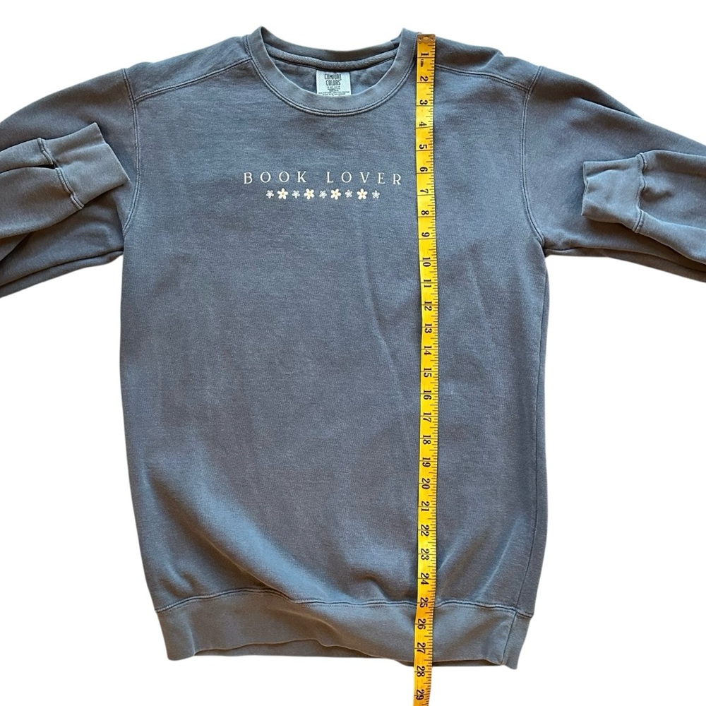Denim Blue 'Book Lover'‎ Graphic Flower Crewneck Sweatshirt Size Small - Picture 5 of 6
